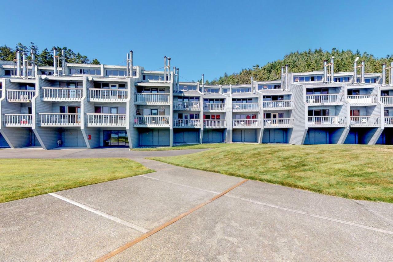 Riverview Retreat Gold Beach Exterior photo